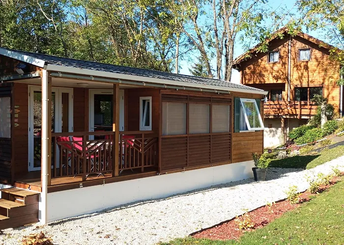 L Insolite Du בית כפרי