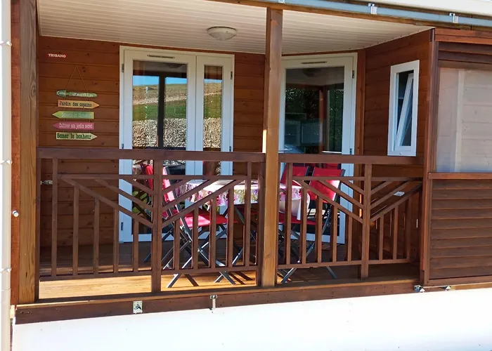 L Insolite Du בית כפרי